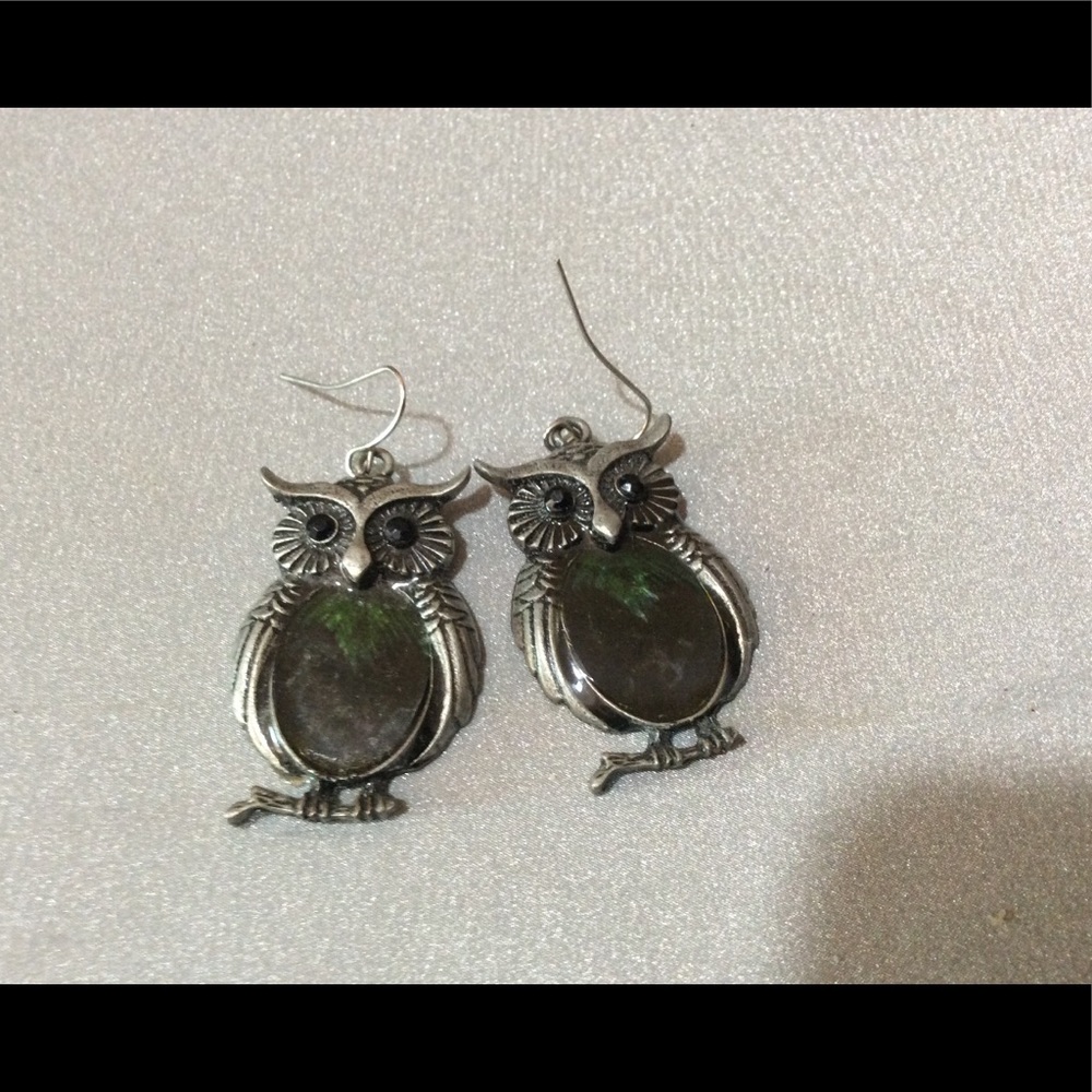 Women’s owl earrings